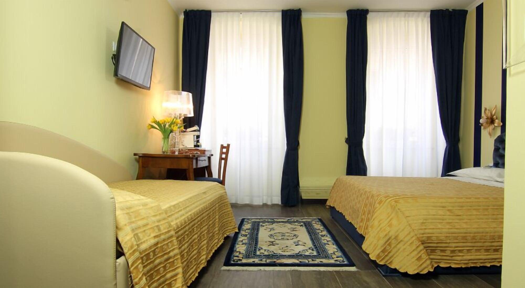 טריאסטה Albergo Al Viale מראה חיצוני תמונה