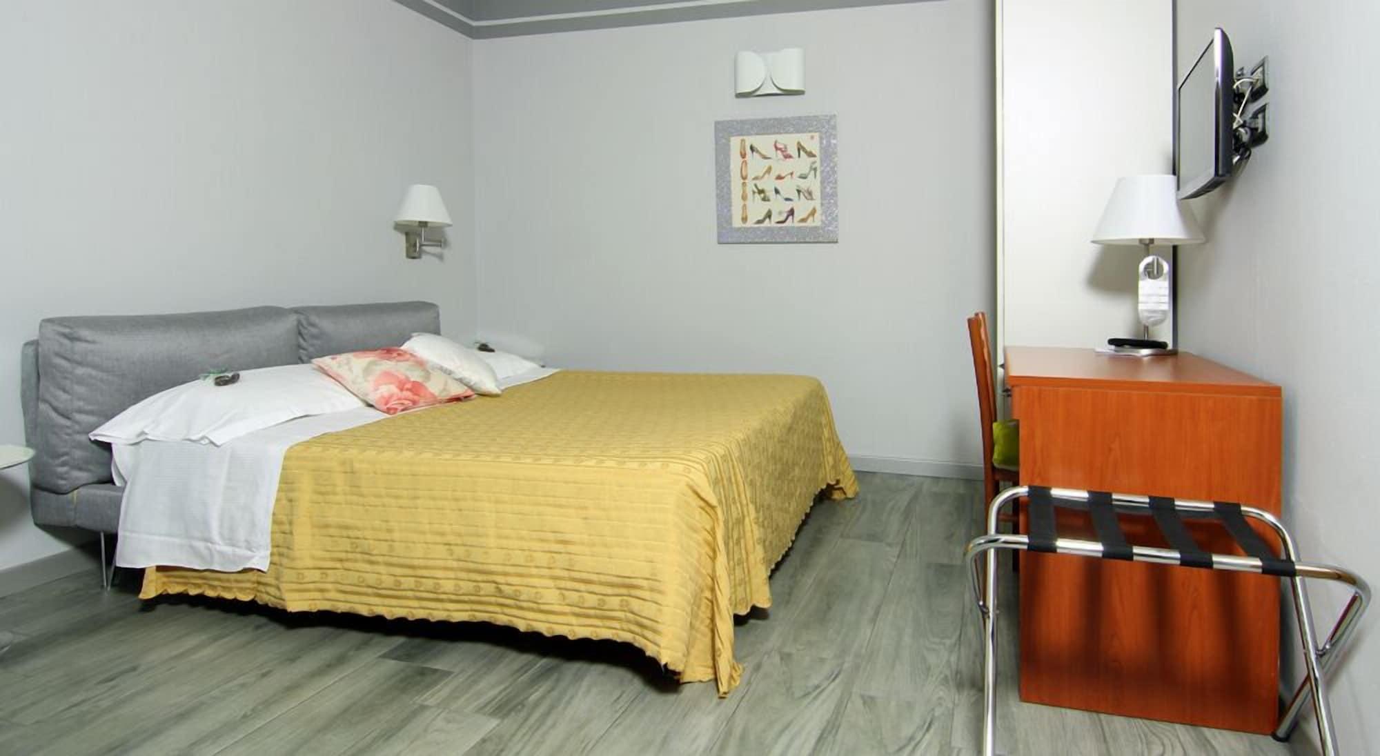 טריאסטה Albergo Al Viale מראה חיצוני תמונה