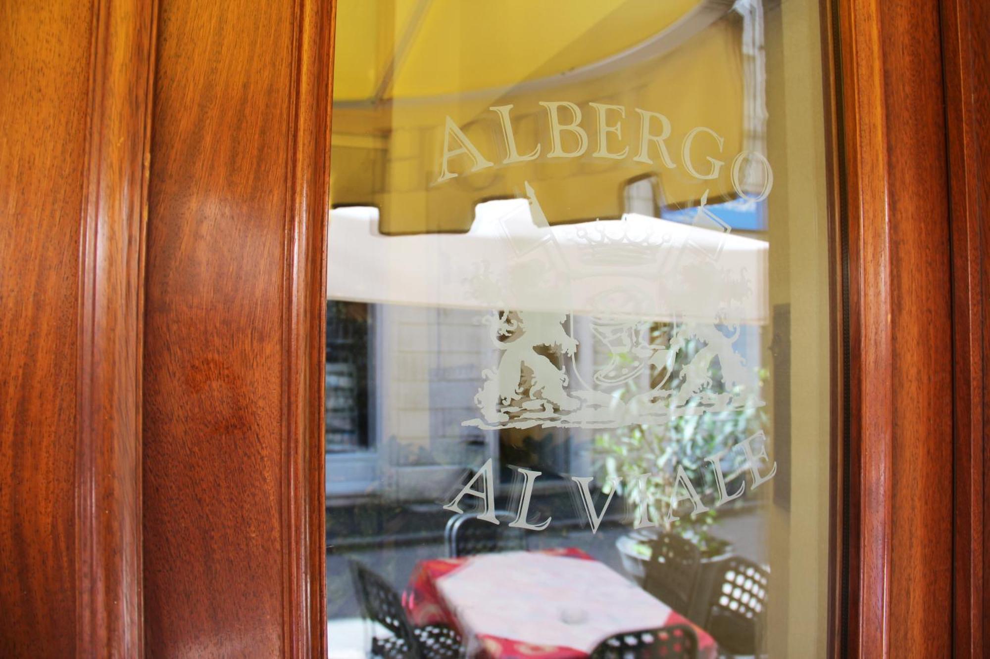 טריאסטה Albergo Al Viale מראה חיצוני תמונה